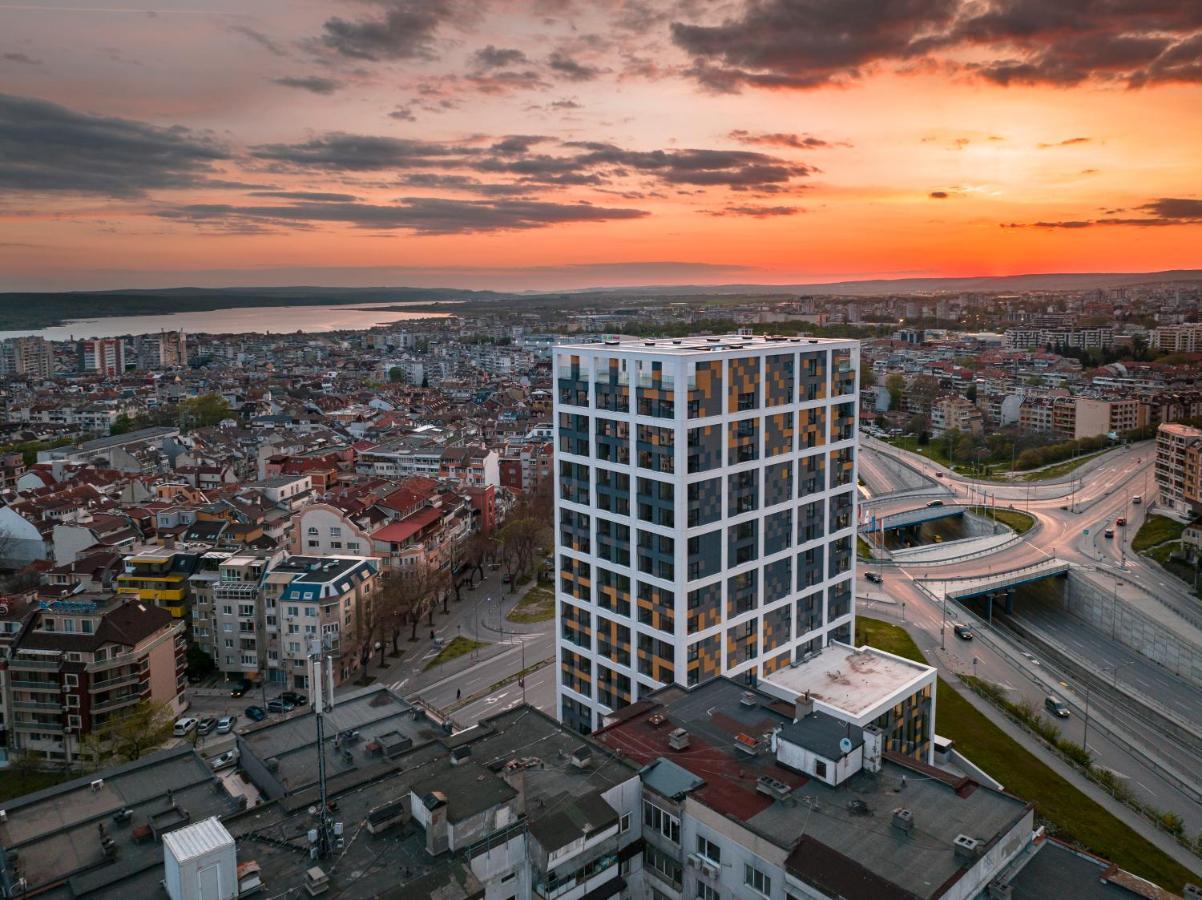 Hotel Campus 90 - Free Parking Варна Экстерьер фото